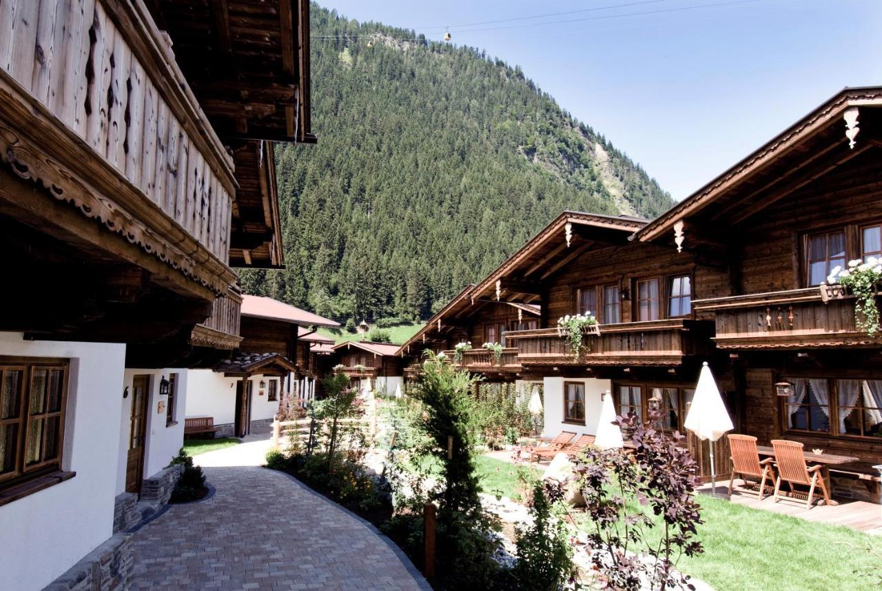 Brugger Chaletdorf Mayrhofen Exterior photo