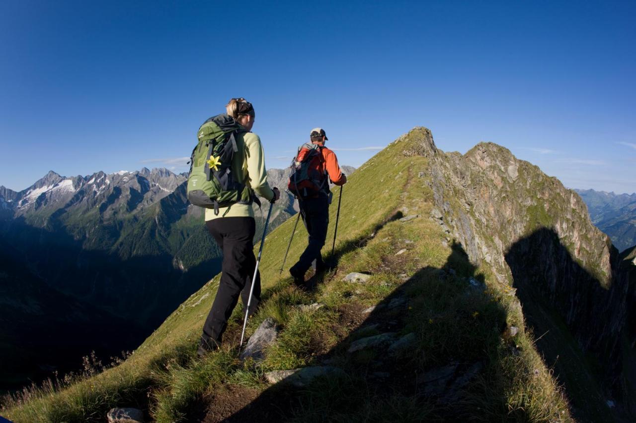Brugger Chaletdorf Mayrhofen Exterior photo
