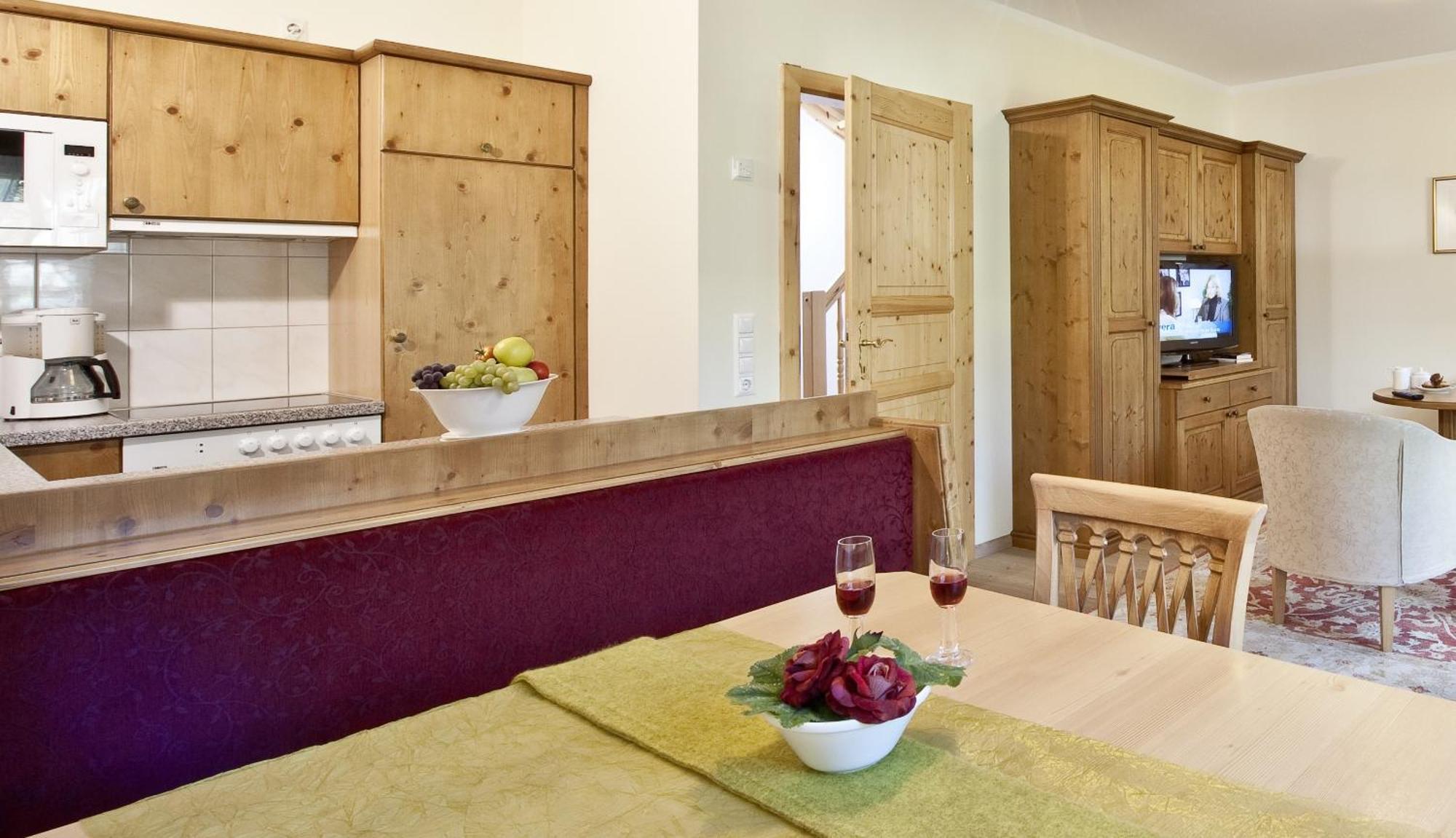 Brugger Chaletdorf Mayrhofen Room photo
